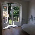 House With Sunny Garden *