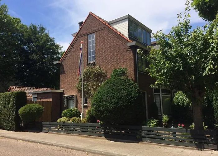 Holiday home House With Sunny Garden