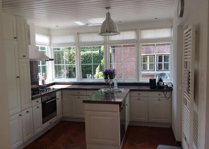 House With Sunny Garden Holiday home