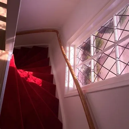Σπίτι διακοπών House With Sunny Garden