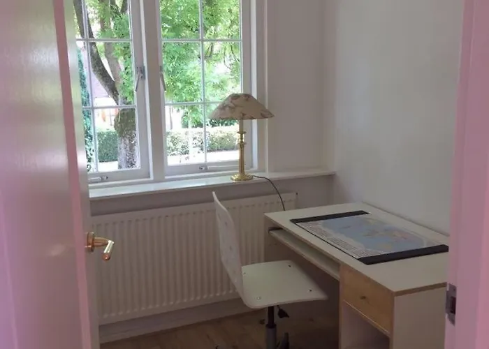 House With Sunny Garden * Роттердам